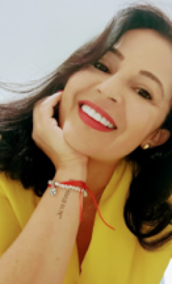 ADRIANA FELICÍSSIMO