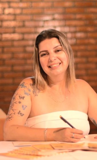 GIOVANA NEVES