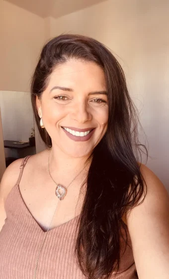 Quézia Carneiro